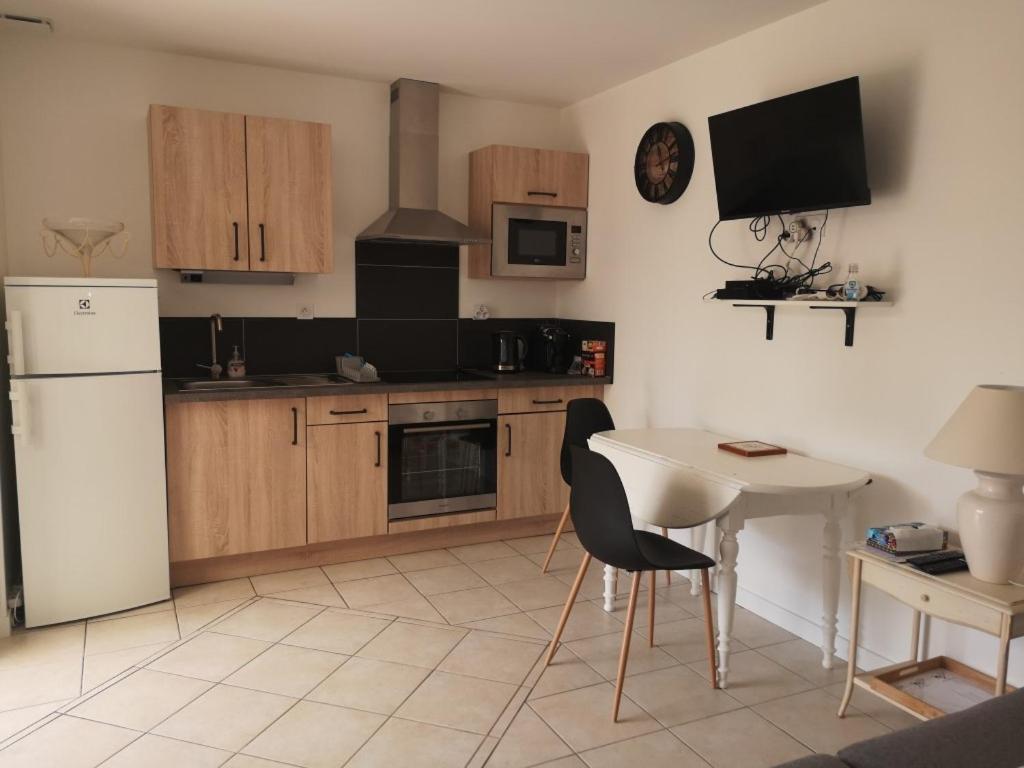 Appartement 2 Pieces Avec Terrasse Proche Mer Et Commerces Уїстреам Екстер'єр фото